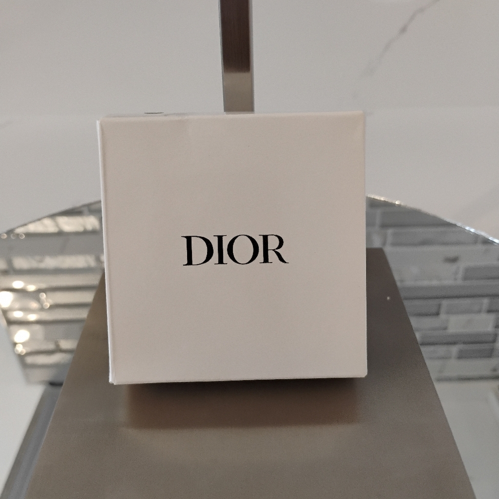 NIB Dior Compact Mirror w/Gift Bag & Ribbon - Picture 4 of 7
